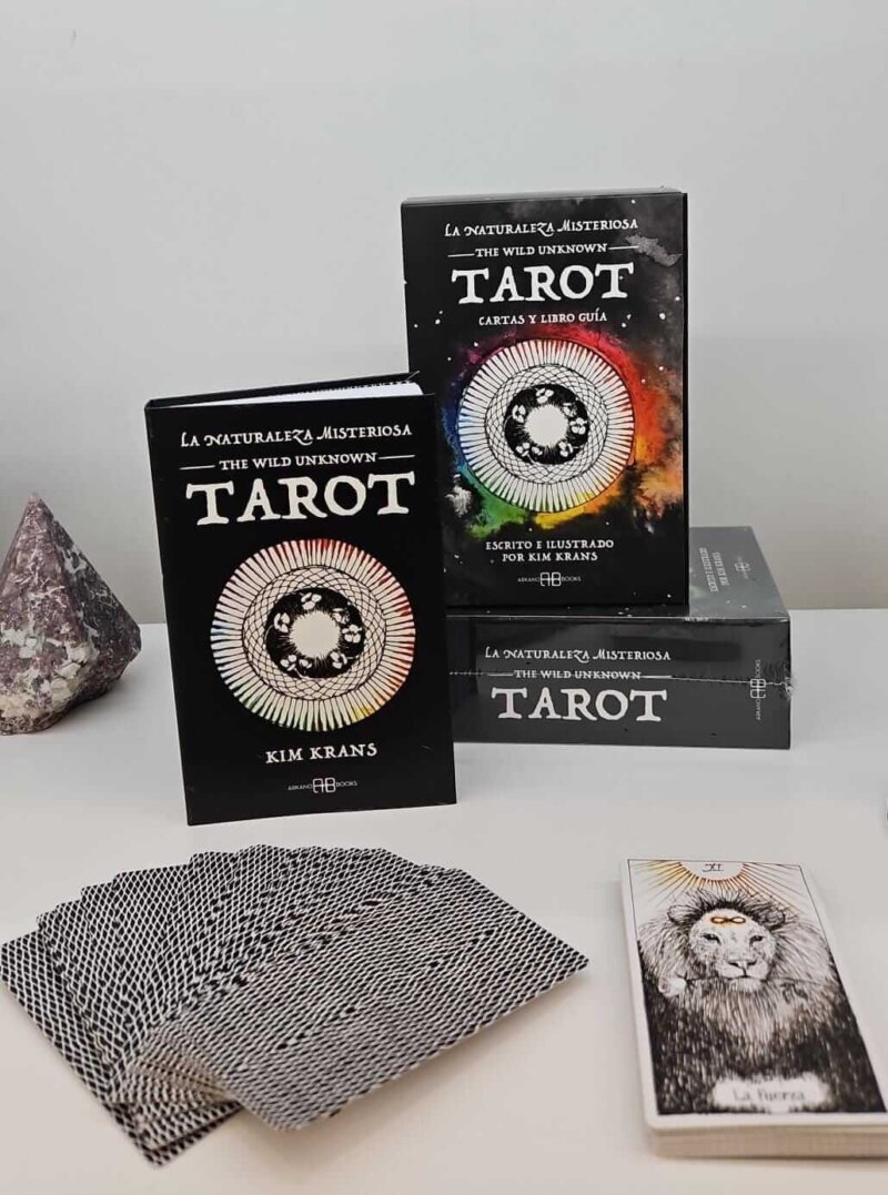 Tarot La Naturaleza Misteriosa (Libro y cartas)